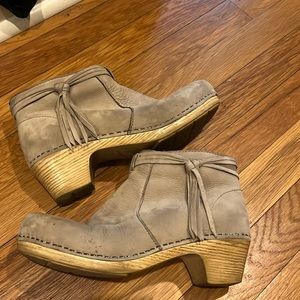 Dansko Maria Booties size 37 (fits 7.5)